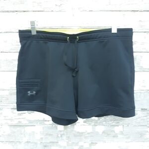 🌟 Under Armour UA semi fitted shorts size medium